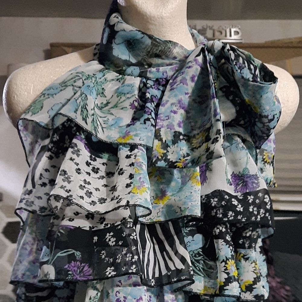 *Like new* hippy style girls blouse